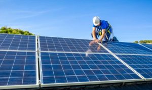 Installation et mise en production des panneaux solaires photovoltaïques à Royat